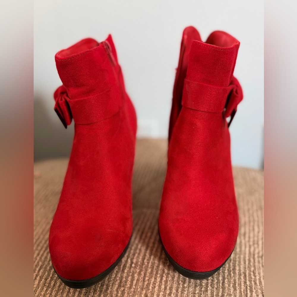 Chic Red Suede Ankle Booties